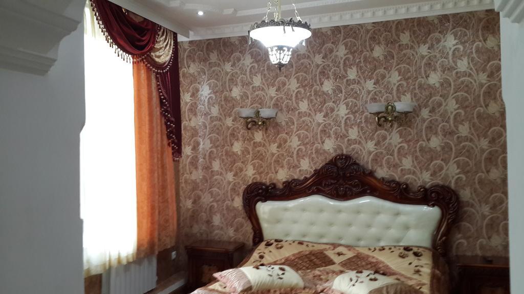 Edemi Hotel Kutaissi Zimmer foto