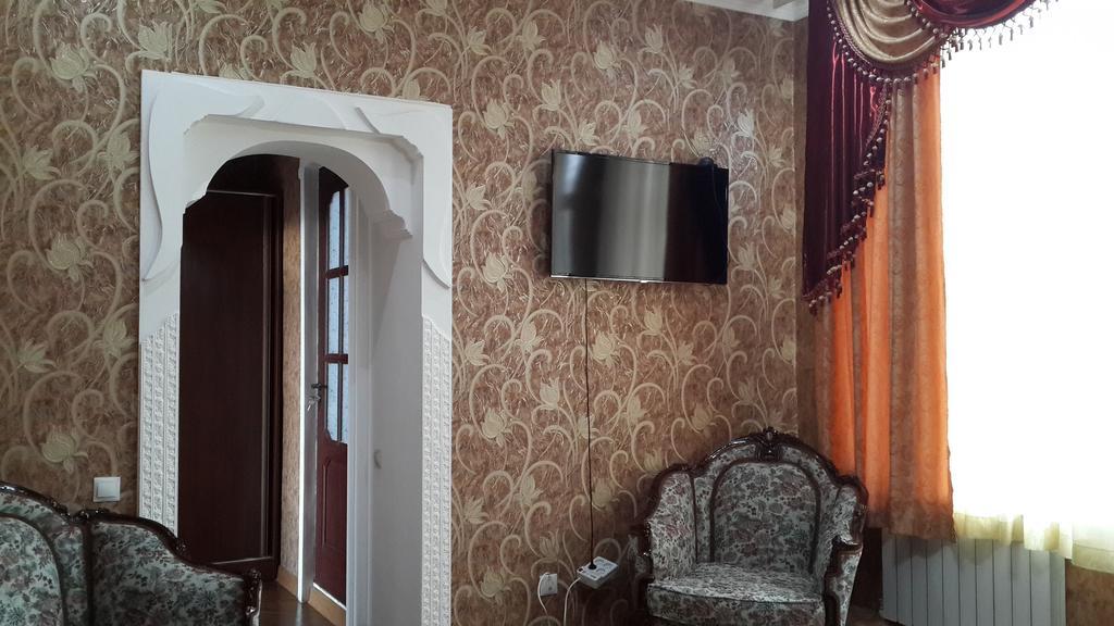 Edemi Hotel Kutaissi Zimmer foto